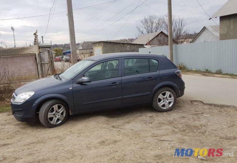 2008' Opel Astra photo #1