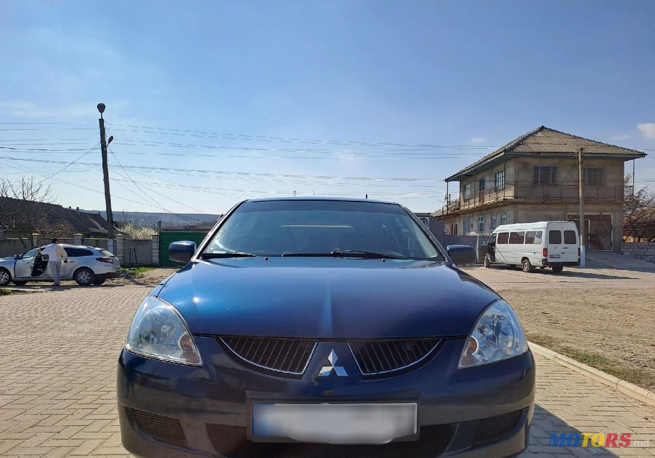 2004' Mitsubishi Lancer photo #1