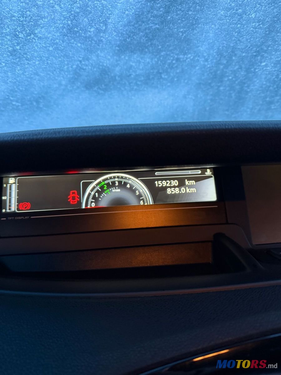 2015' Renault Scenic photo #4