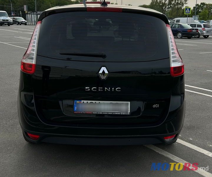 2013' Renault Grand Scenic photo #5