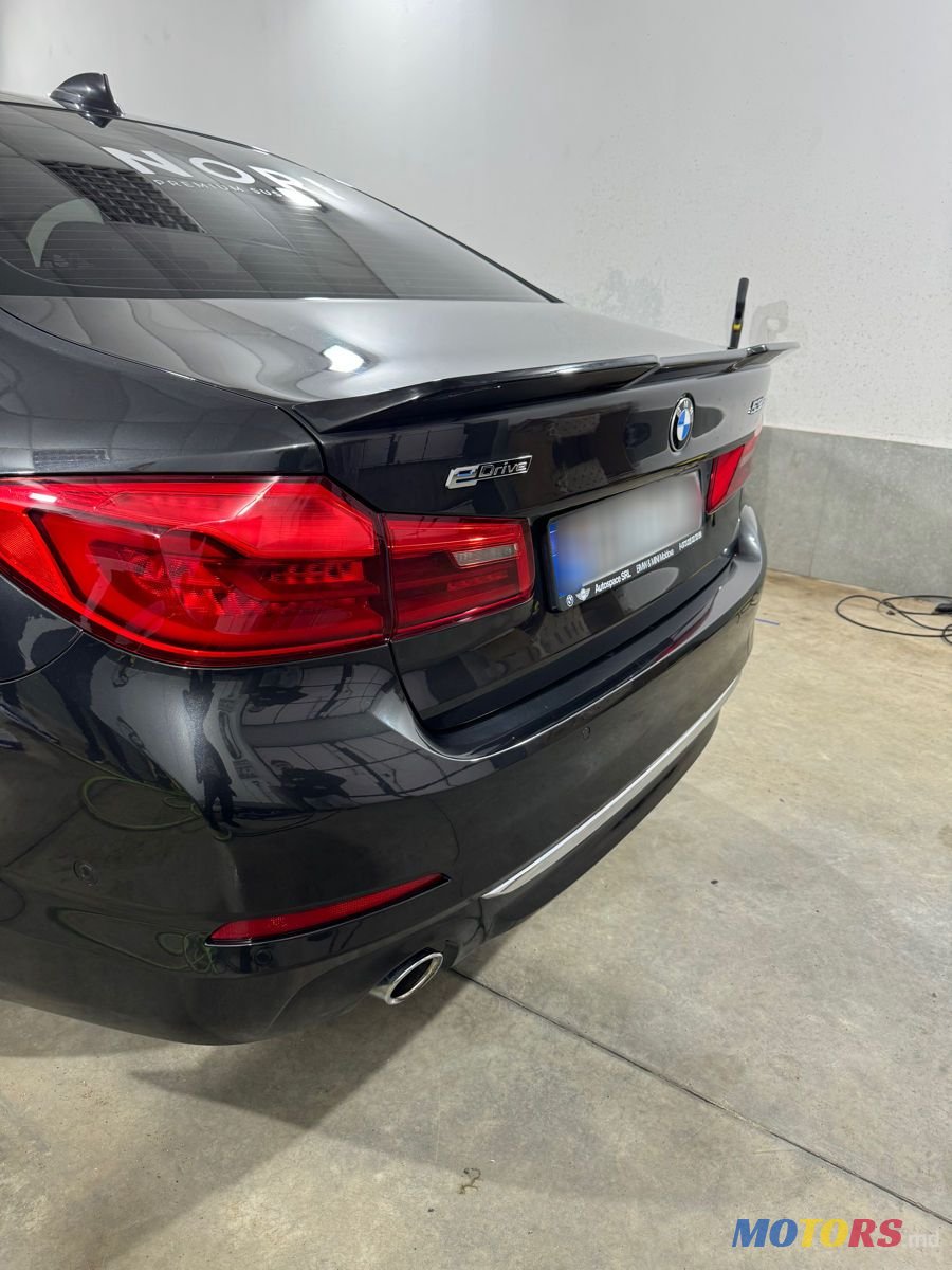 2018' BMW 5 Series photo #6