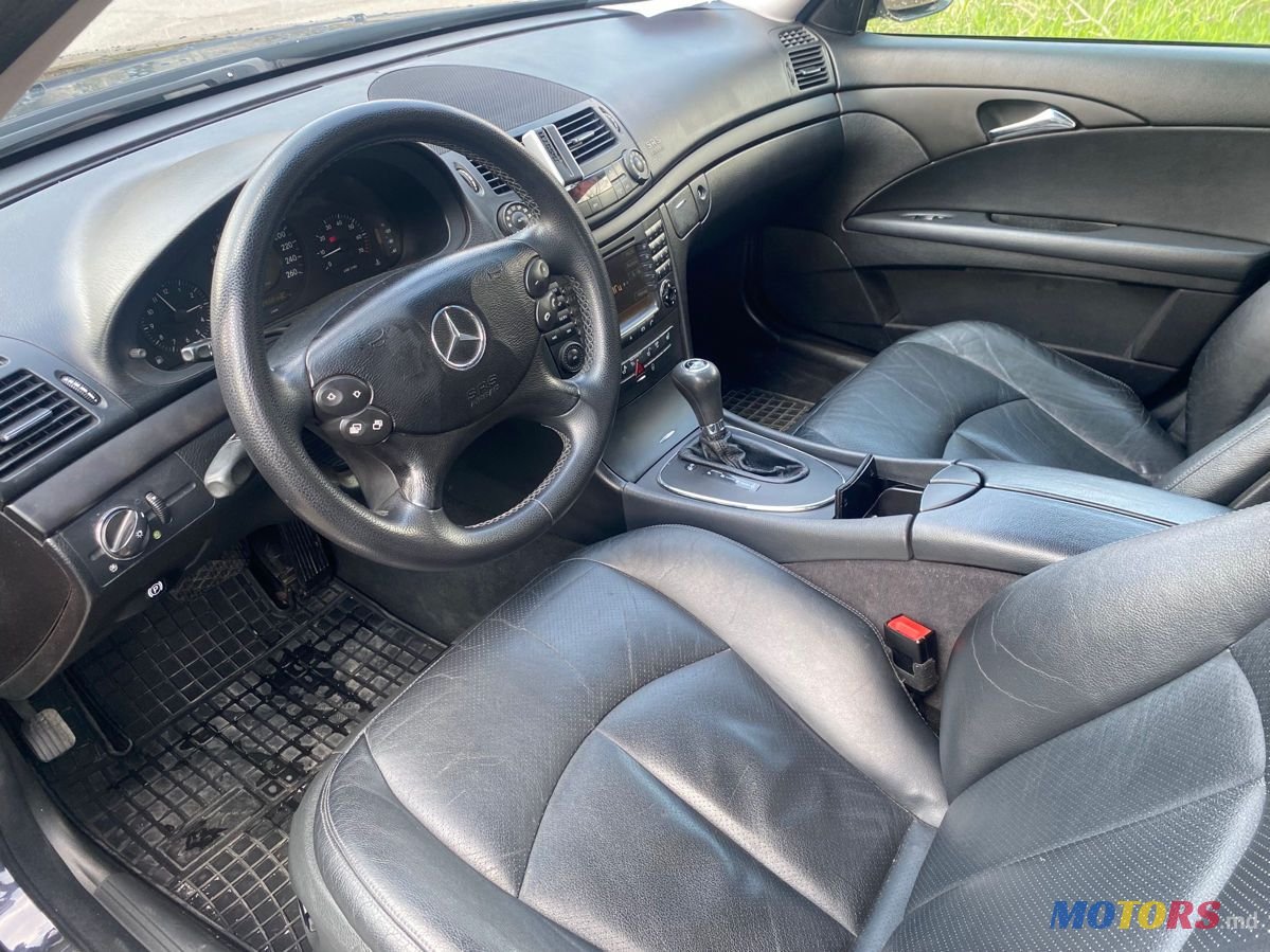 2007' Mercedes-Benz E Класс photo #6