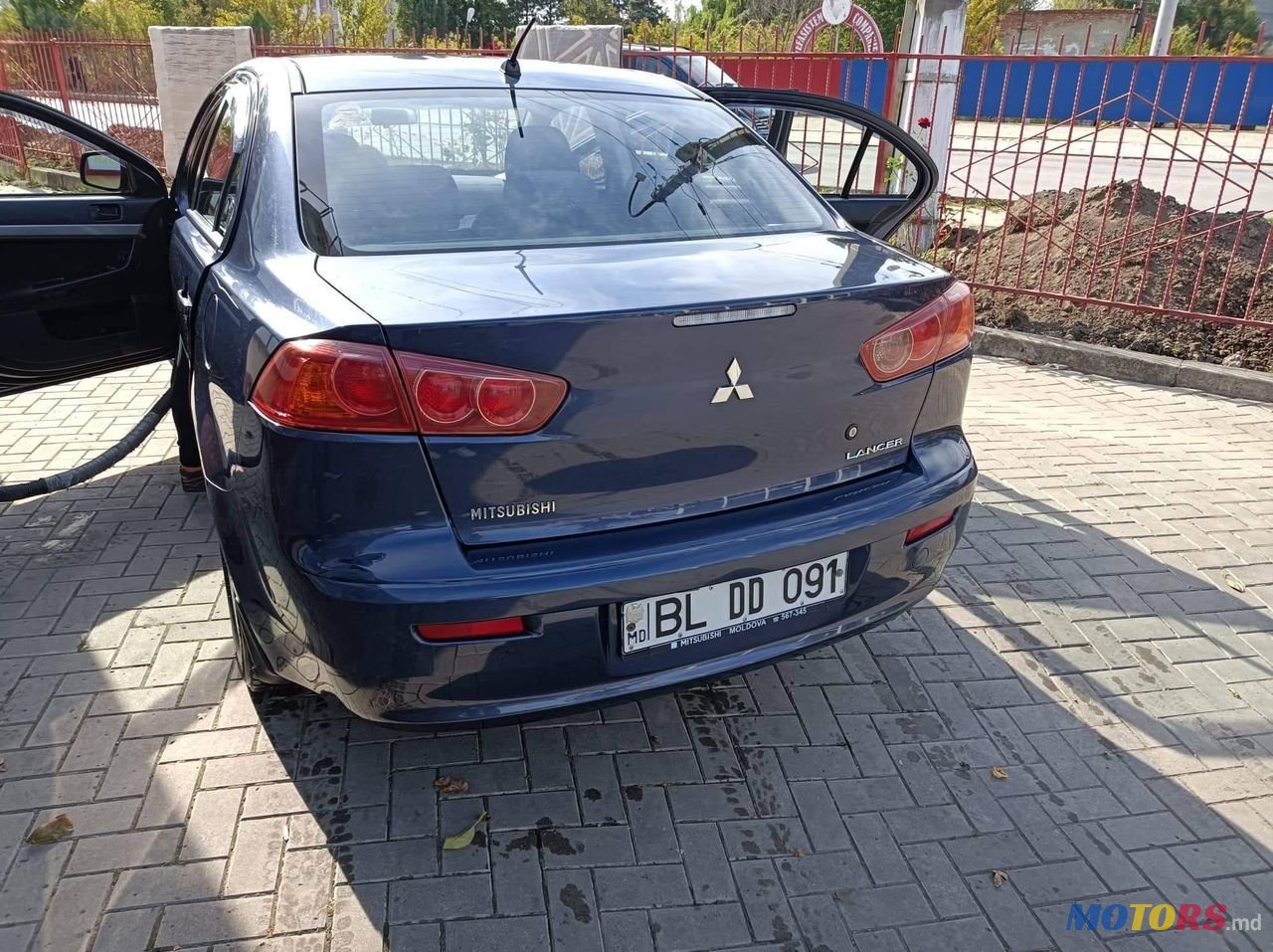 2008' Mitsubishi Lancer photo #2