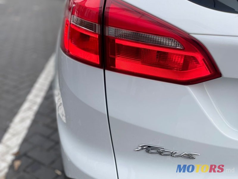 2015' Ford Focus photo #5
