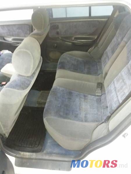 2000' Mazda 626 photo #6