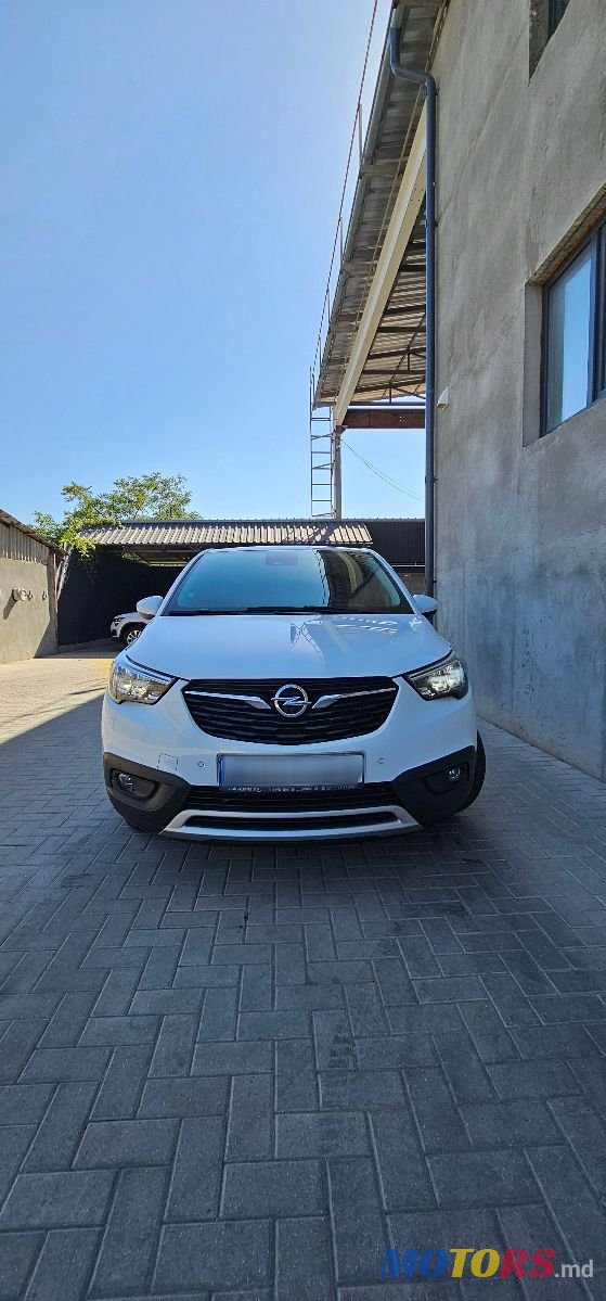 2020' Opel Crossland X photo #3