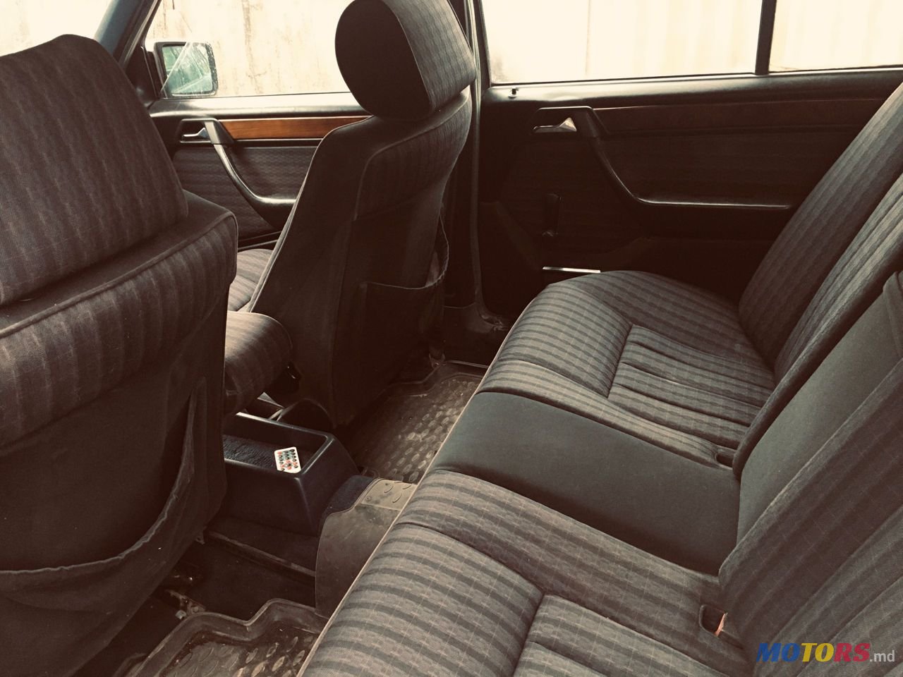 1988' Mercedes-Benz W124 photo #5