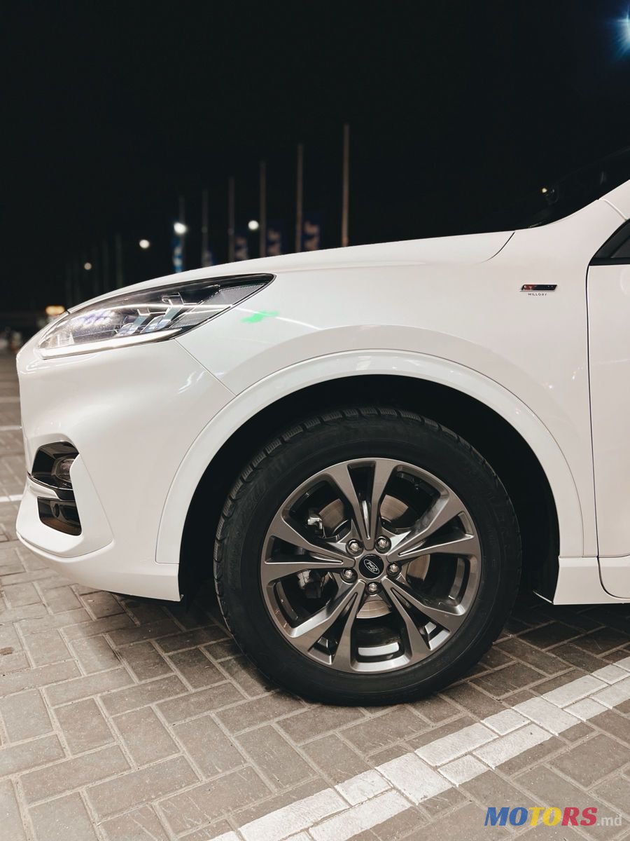 2021' Ford Kuga photo #2