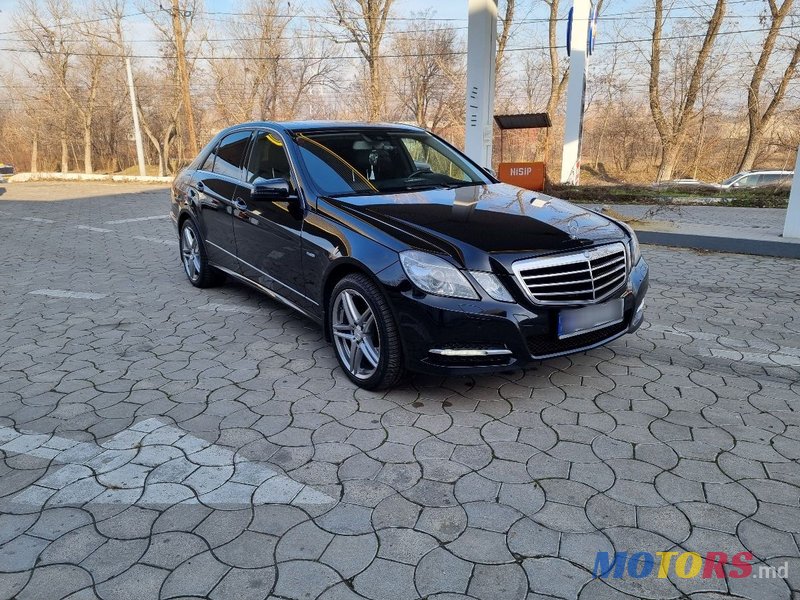 2012' Mercedes-Benz E-Class photo #1