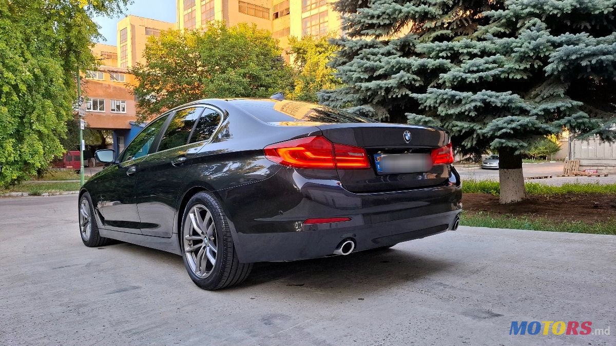 2018' BMW 5 Series photo #3