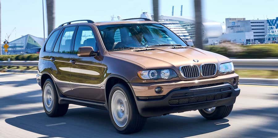 BMW Stuffed an M5 V10 and a Manual Into a First-Gen X5