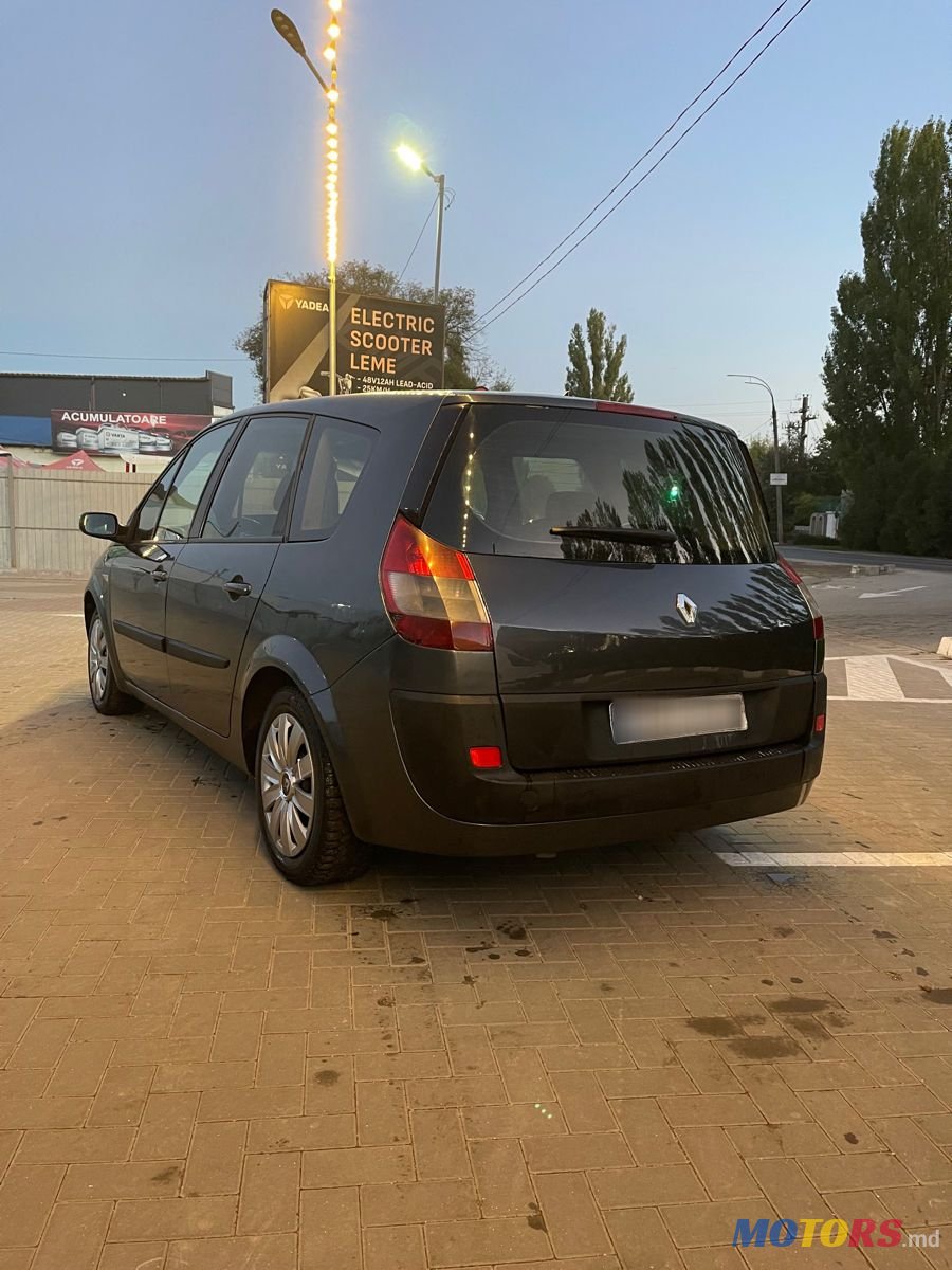 2006' Renault Grand Scenic photo #3