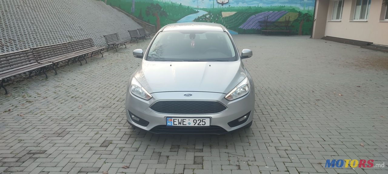 2015' Ford Focus photo #2