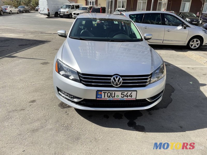 2014' Volkswagen Passat photo #1