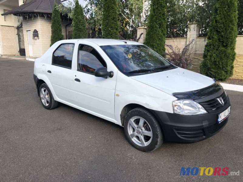 2013' Dacia Logan photo #3