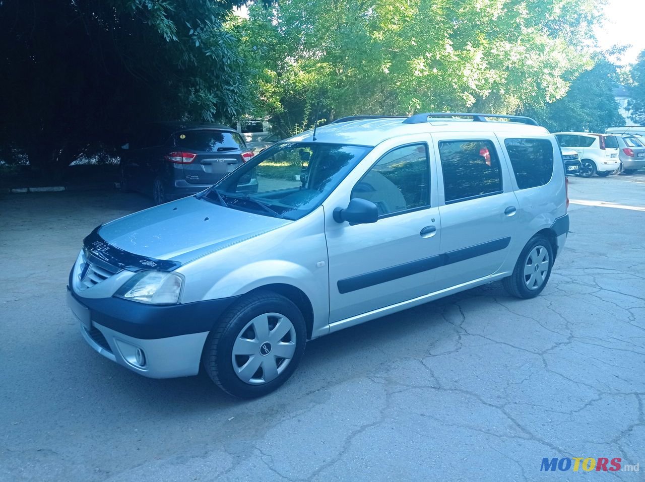 2007' Dacia Logan photo #1