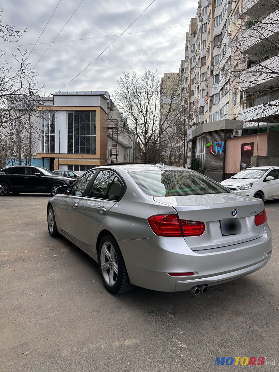 2015' BMW 3 Series photo #4