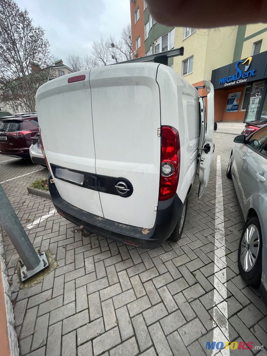 2012' Opel Combo photo #5