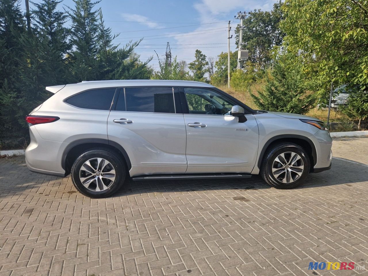 2021' Toyota Highlander photo #1