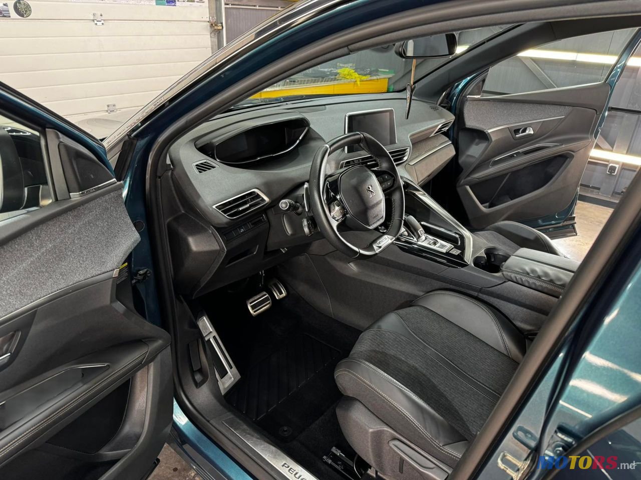 2019' Peugeot 5008 photo #4