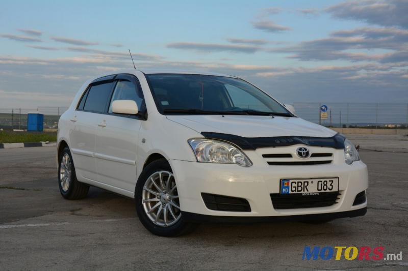 2005' Toyota Corolla photo #1