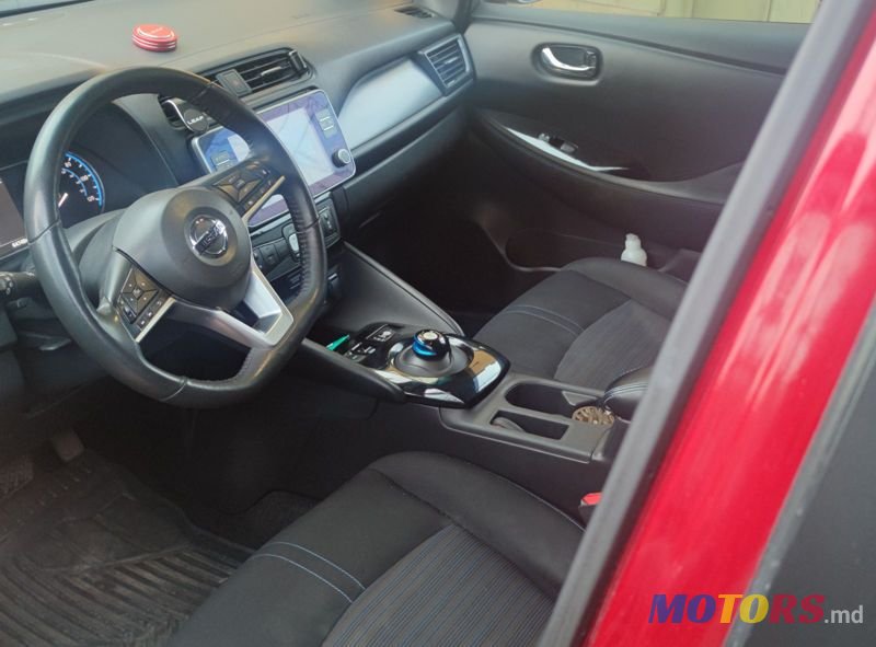 2020' Nissan Leaf photo #4