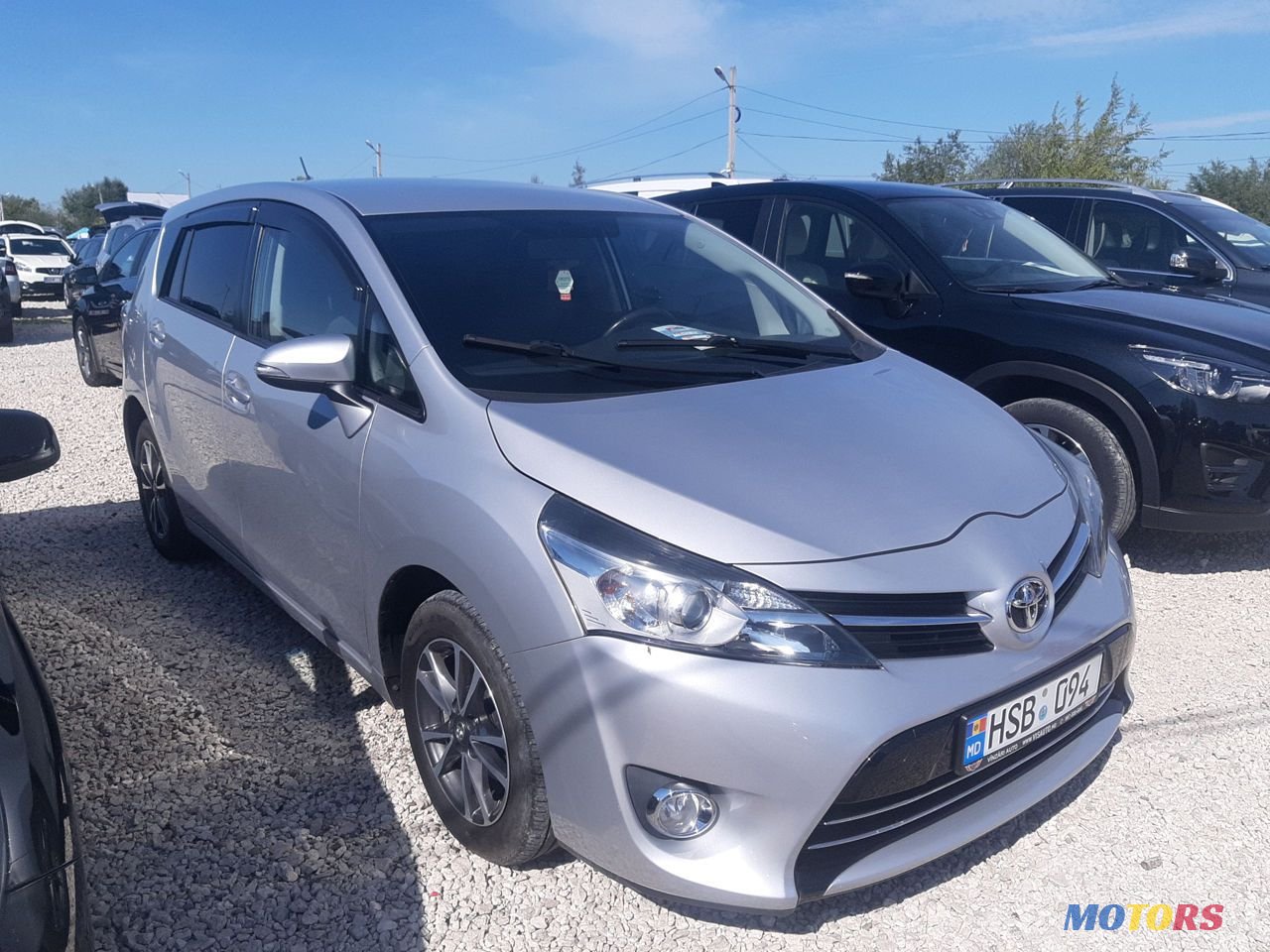 2013' Toyota Verso photo #2