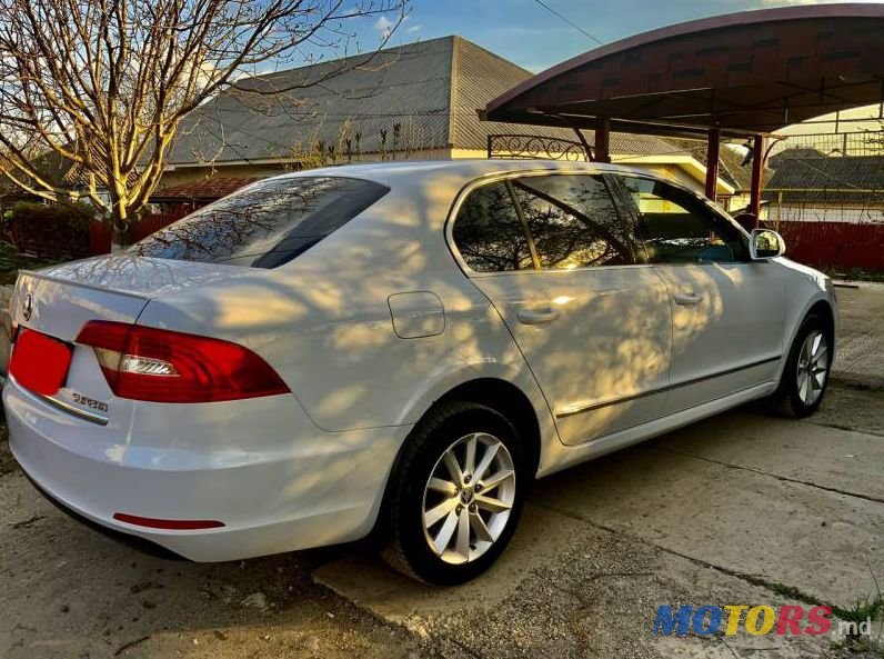 2014' Skoda Superb photo #1