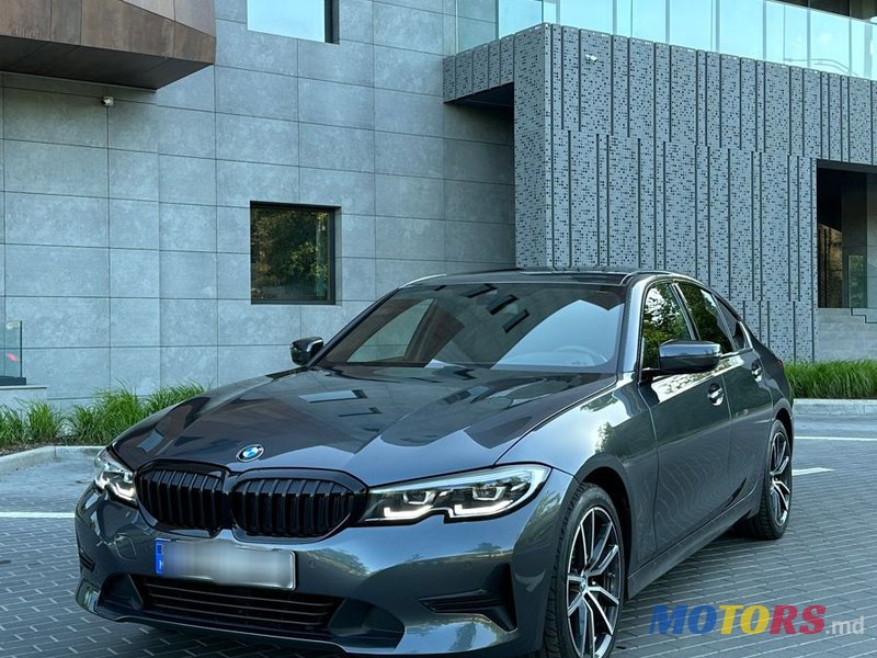 2019' BMW 3 Series photo #1