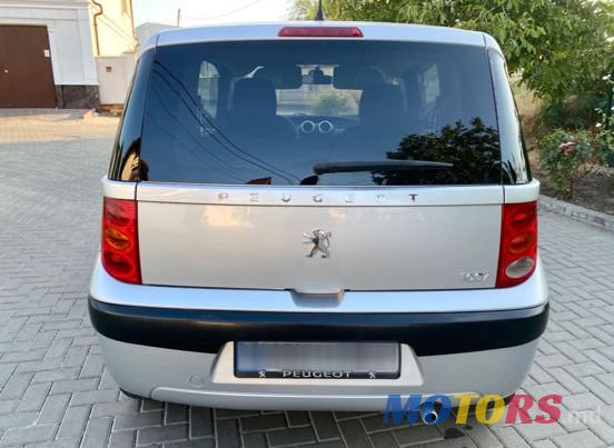 2005' Peugeot 1007 photo #2