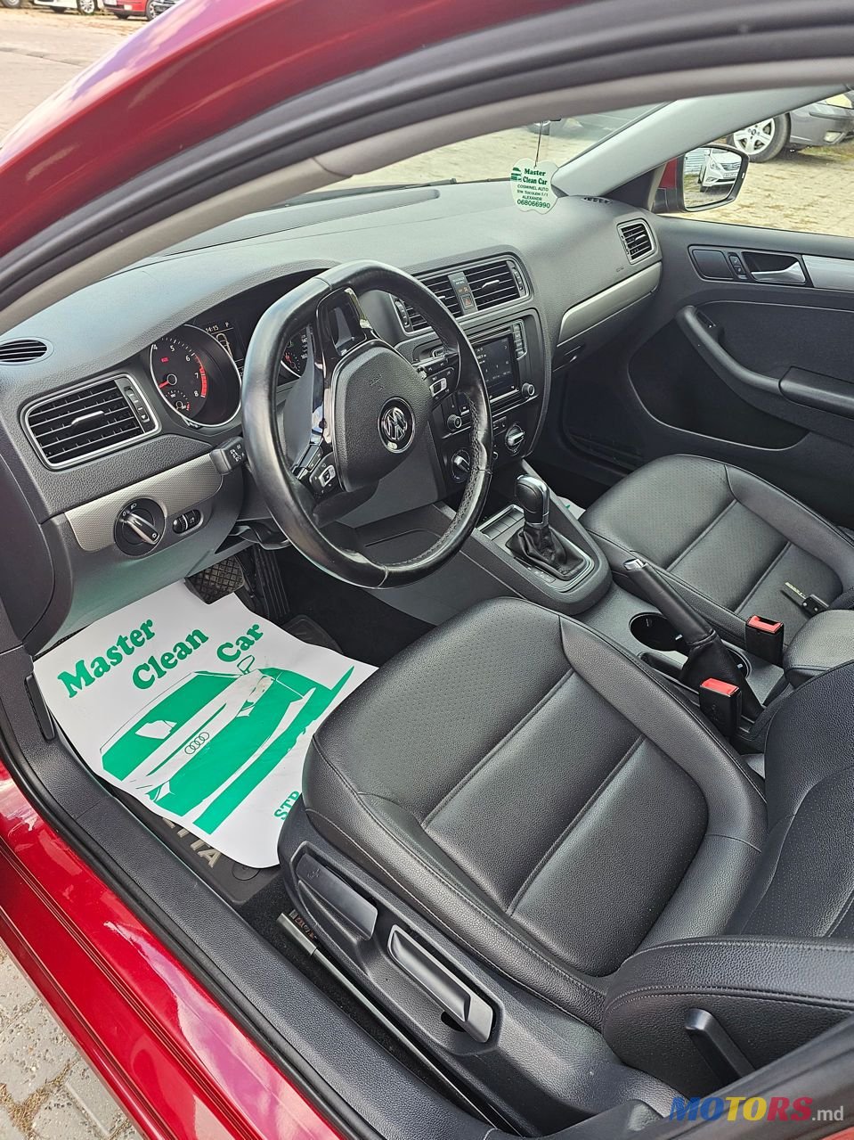 2017' Volkswagen Jetta photo #6