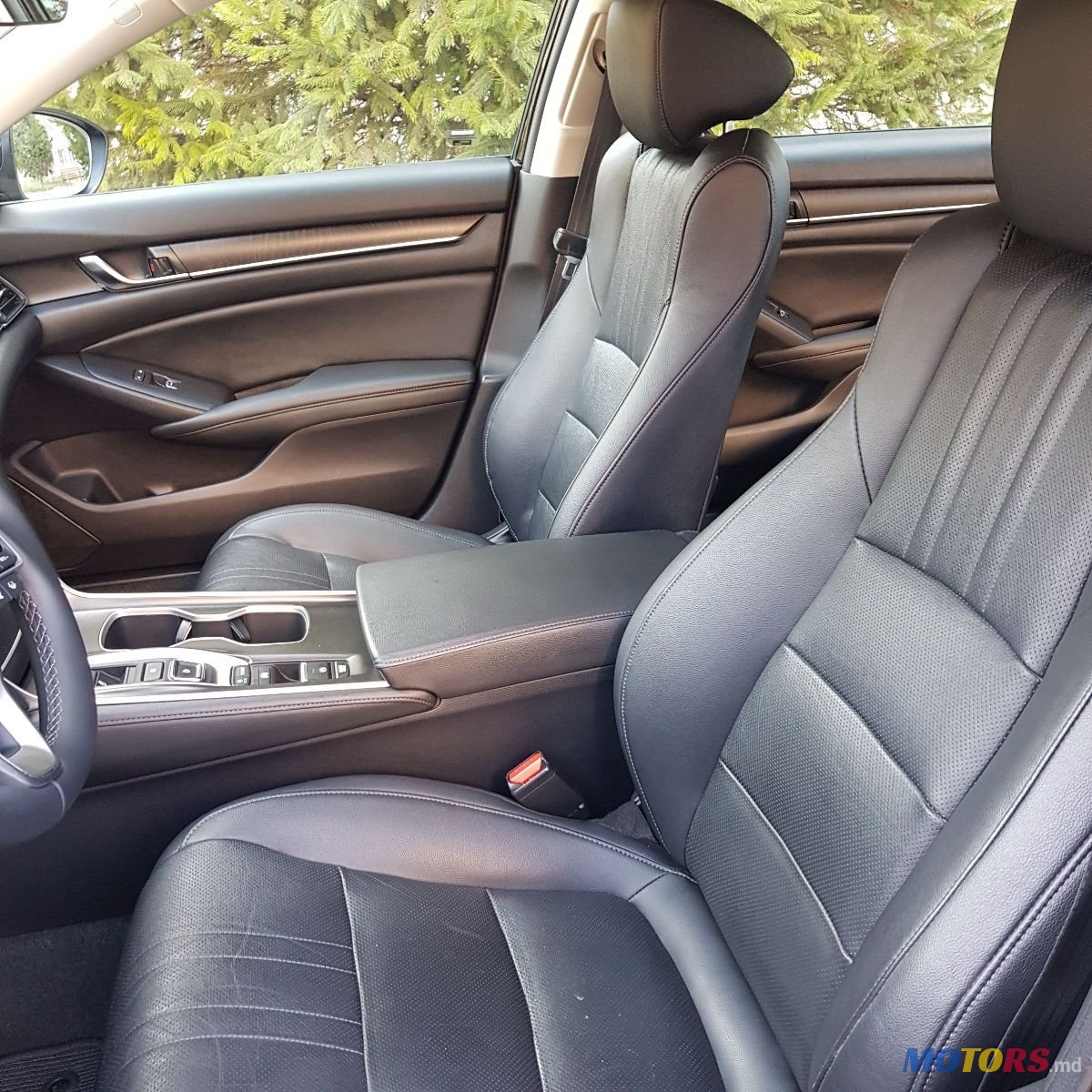 2019' Honda Accord photo #4