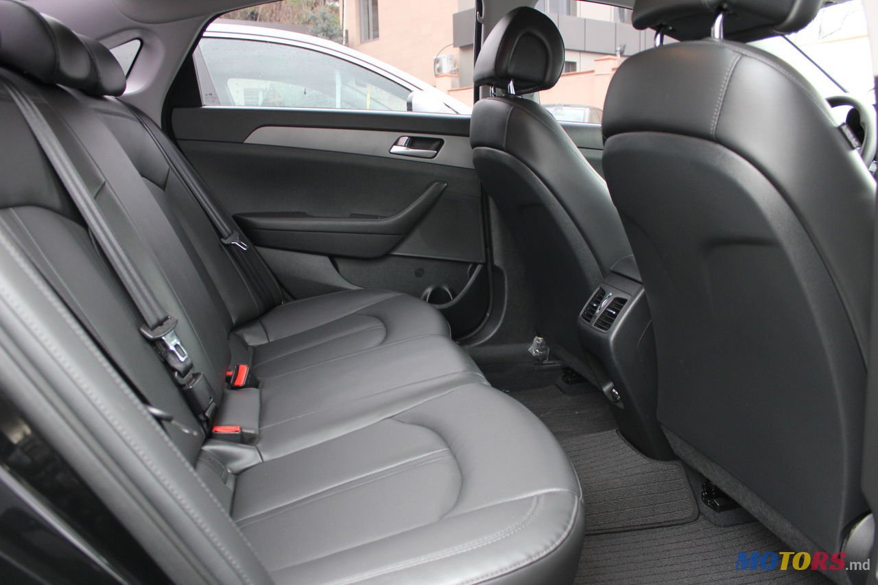 2014' Hyundai Sonata photo #4