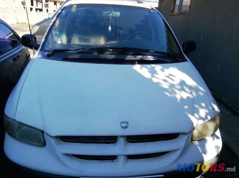 1997' Chrysler Grand Voyager photo #1