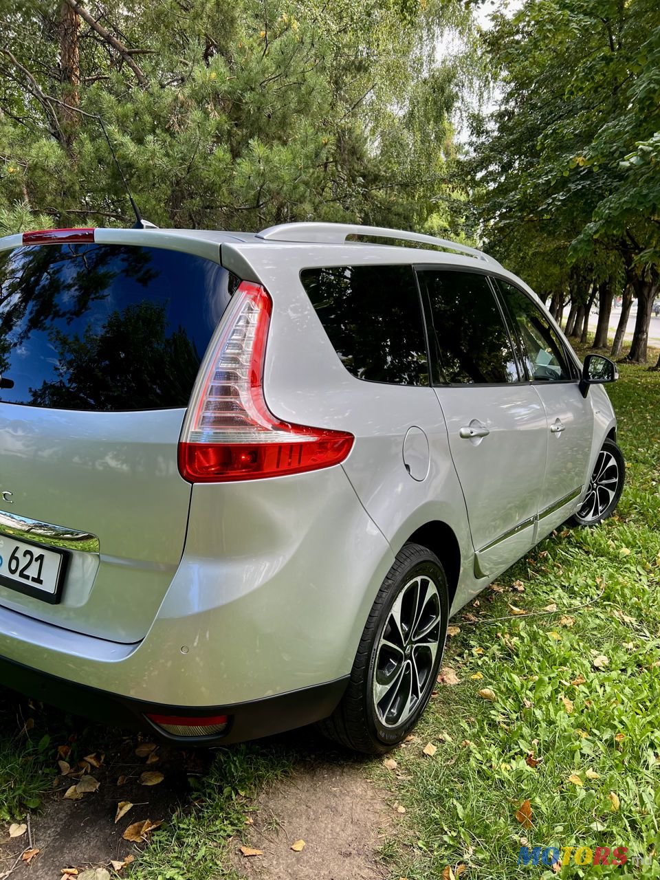 2014' Renault Grand Scenic photo #4