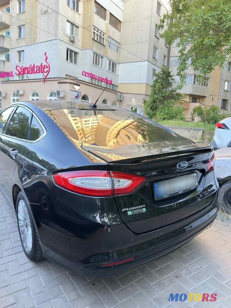 2013' Ford Fusion photo #5