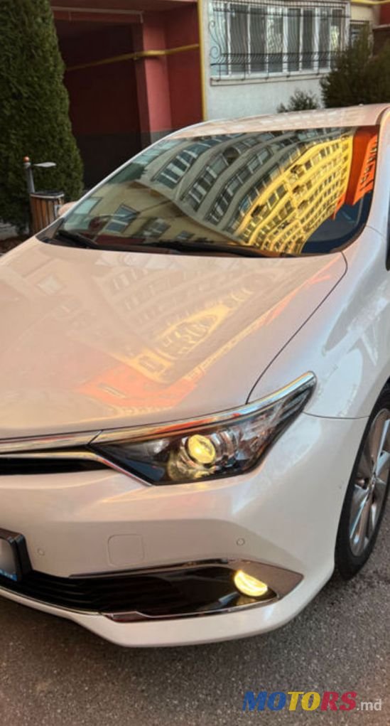 2018' Toyota Auris photo #1