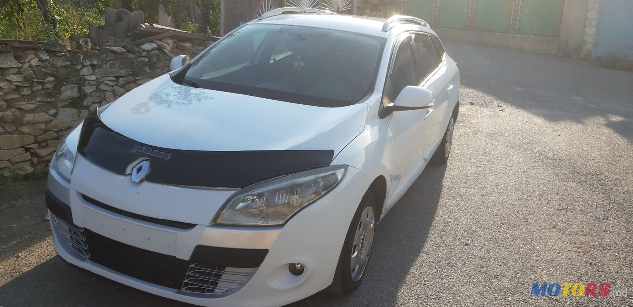 2009' Renault Megane photo #4