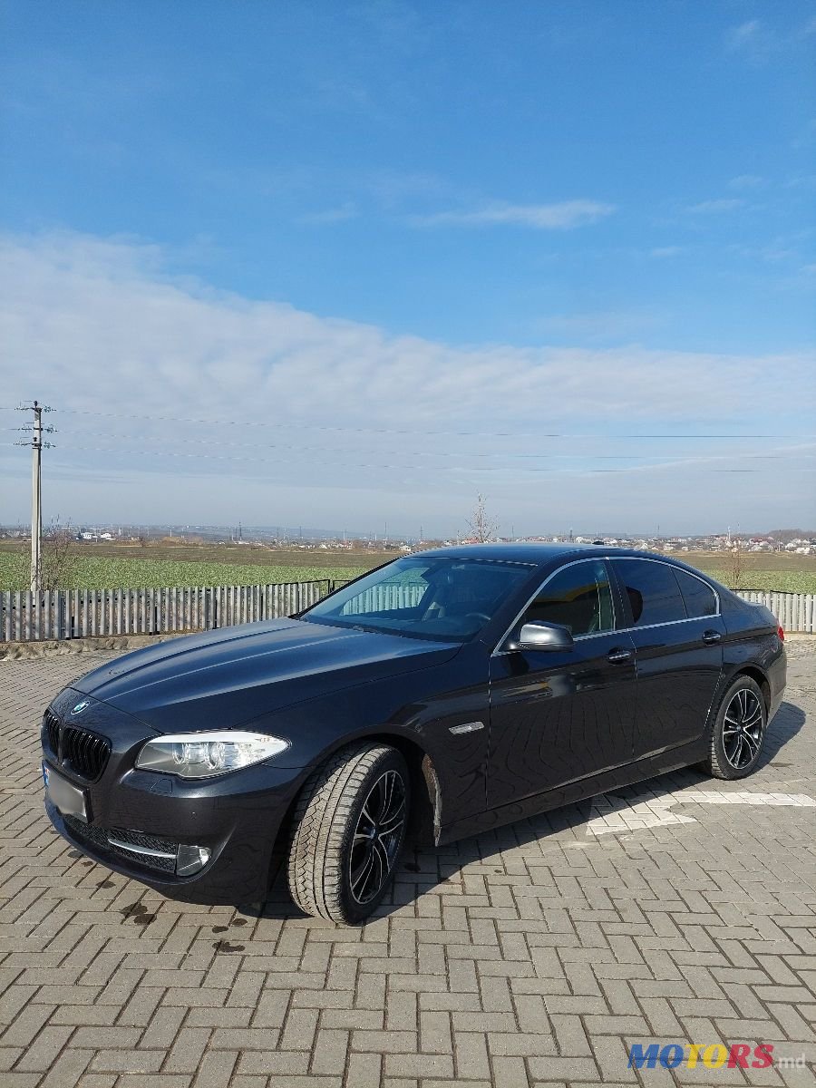 2013' BMW 5 Series photo #4