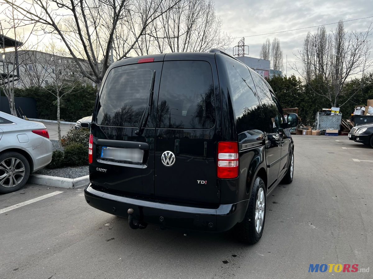 2011' Volkswagen Caddy photo #4
