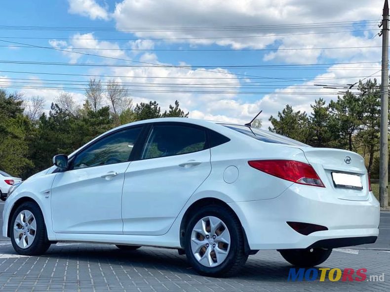 2016' Hyundai Accent photo #1
