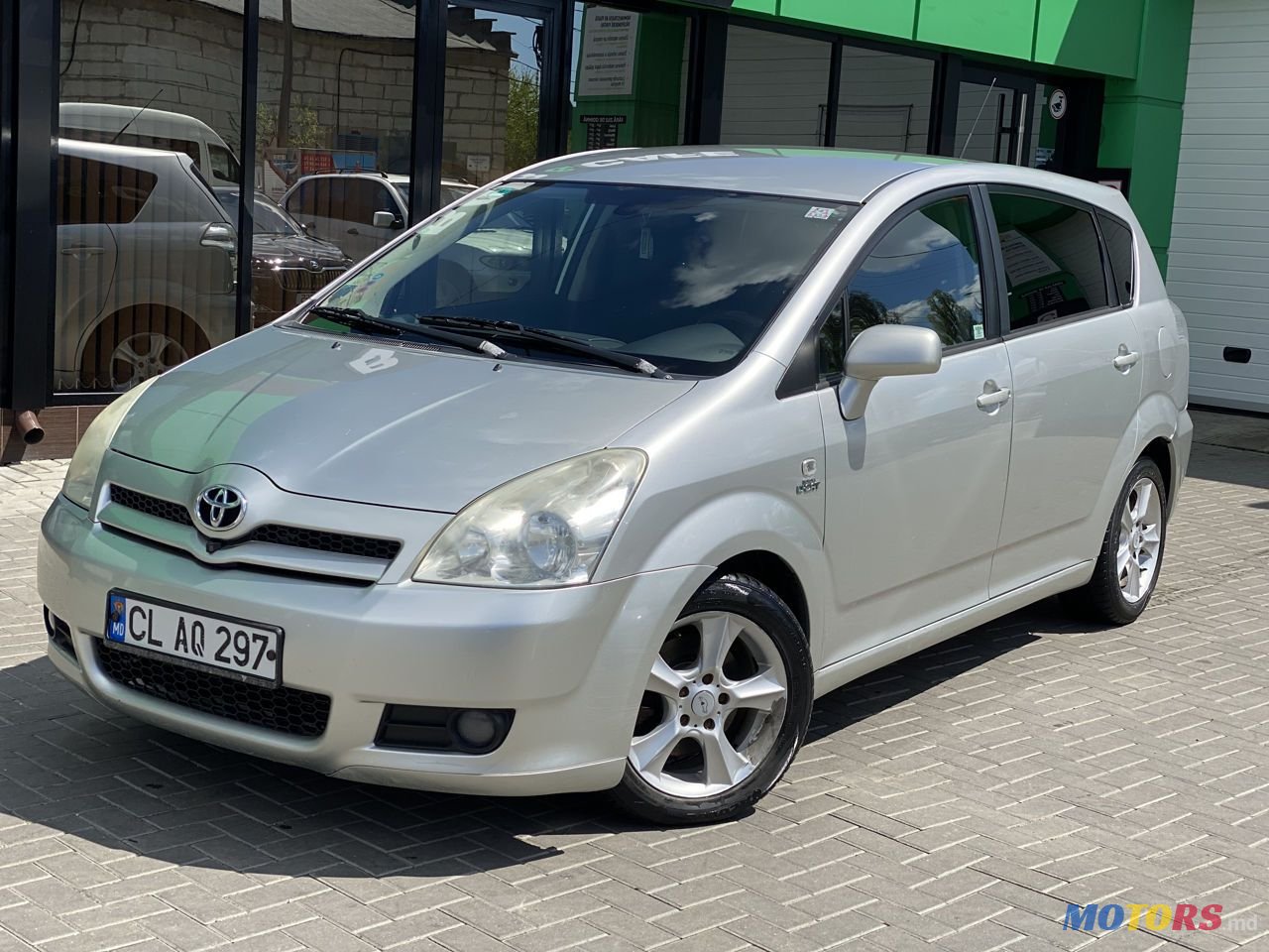 2006' Toyota Corolla Verso photo #2