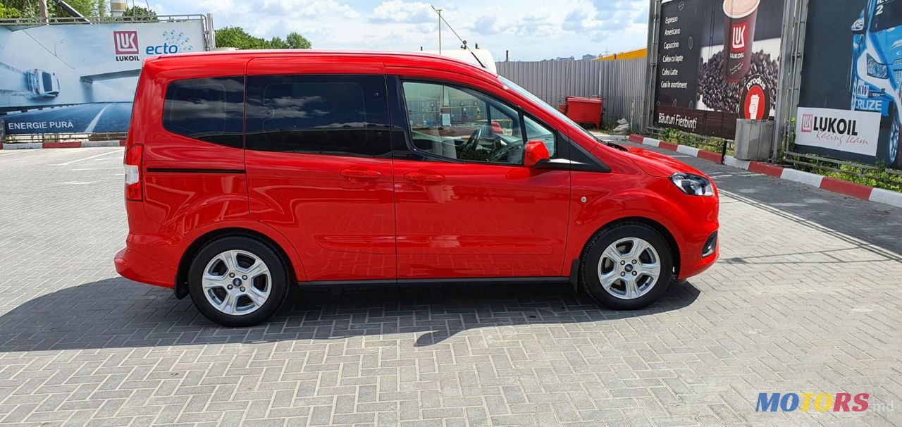 2019' Ford Tourneo Courier photo #2