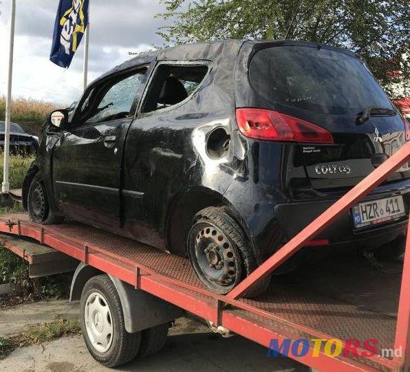 2006' Mitsubishi Colt photo #1