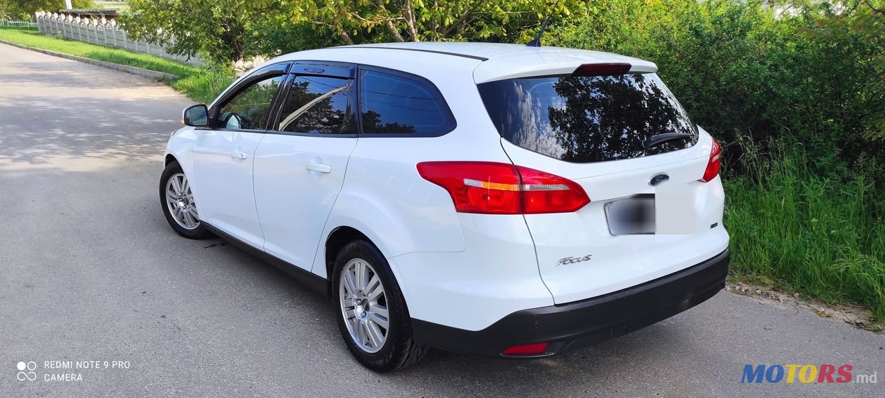 2015' Ford Focus photo #3