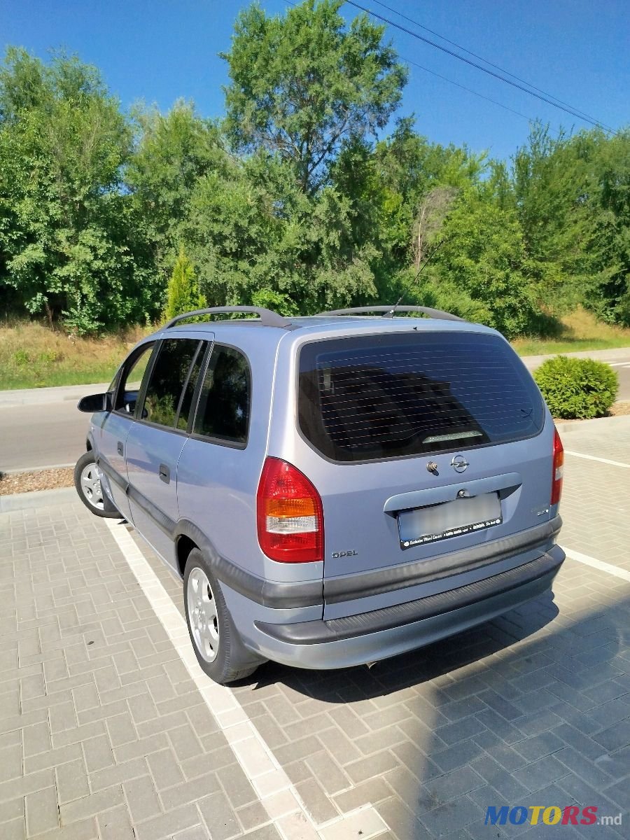 2005' Opel Zafira photo #3