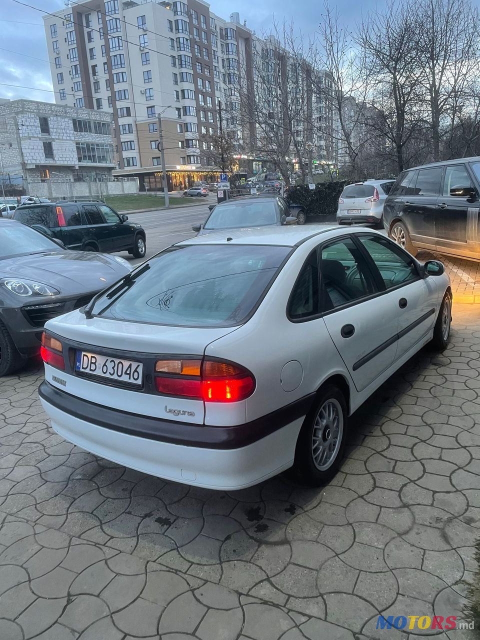 2000' Renault Laguna photo #2