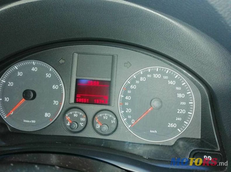 2006' Volkswagen Golf photo #1