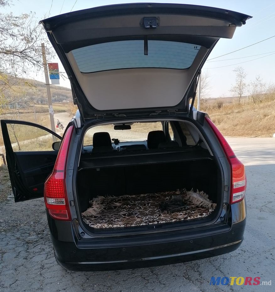 2012' Kia Ceed photo #7