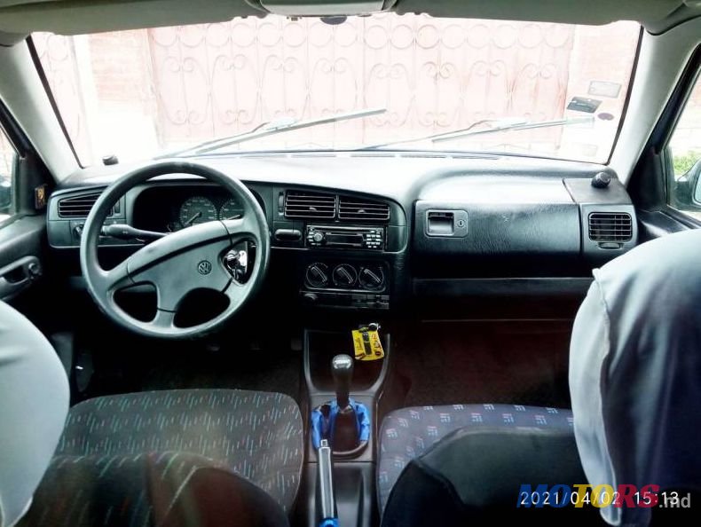 1994' Volkswagen Golf photo #3